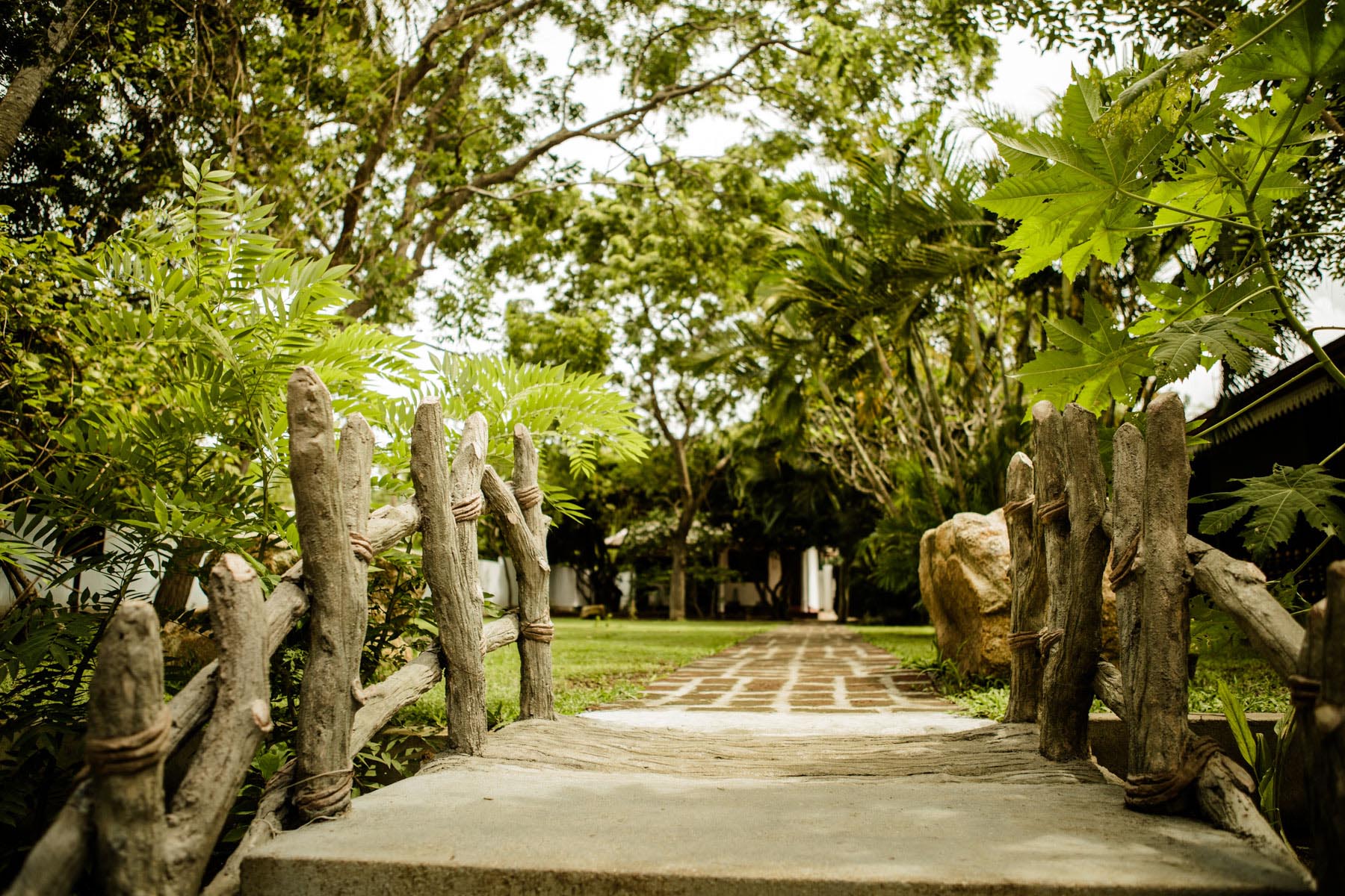 Thaulle-Resort-Sri-Lanka-Garden
