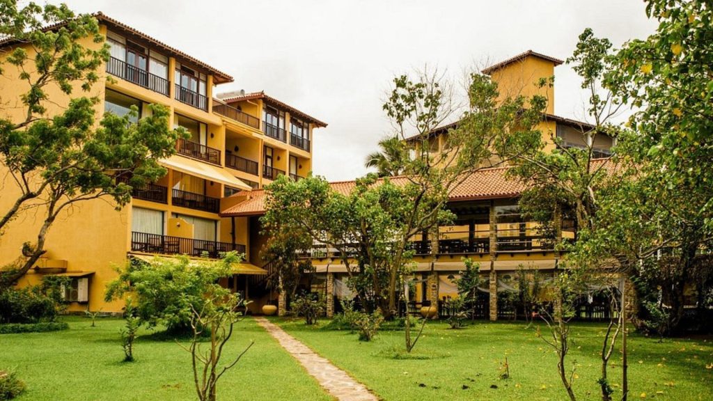 Thaulle Resort on the shores of Yoda Lake, Southern Sri Lanka — an adults-only Ayurveda retreat near Yala