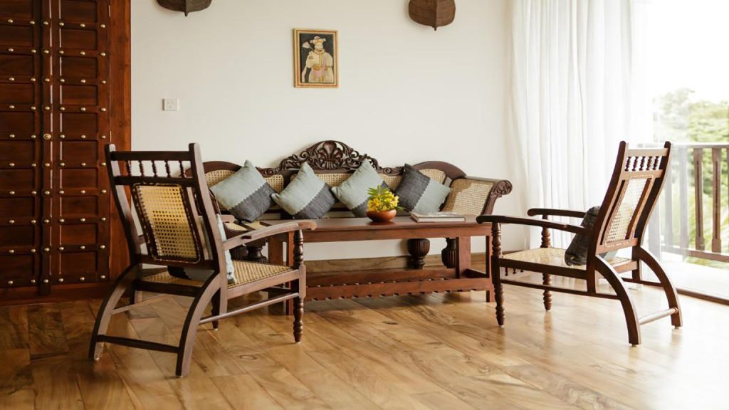 Classic Deluxe Zimmer im Thaulle Ayurveda Resort mit großzügigem Wohnbereich