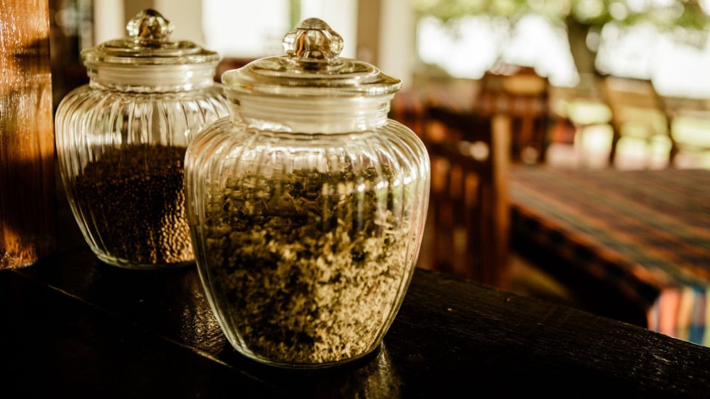 Ayurvedische Medizin aus der eigenen Apotheke