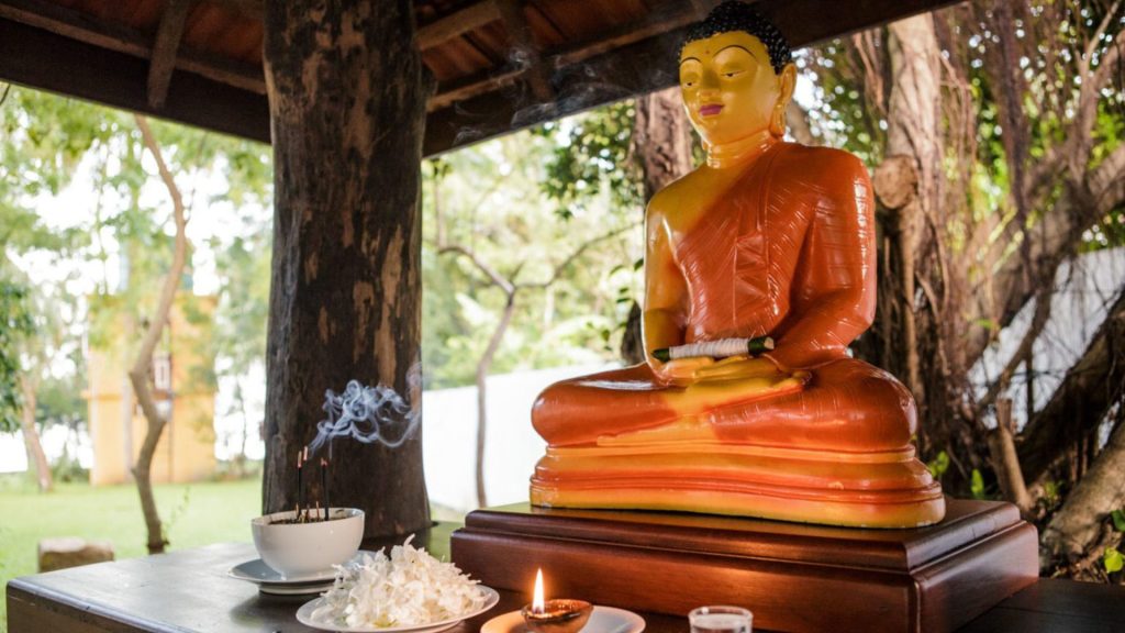 Privates Ayurveda-Zentrum im Thaulle Resort mit ruhigen Behandlungsräumen für individuell abgestimmte Therapien