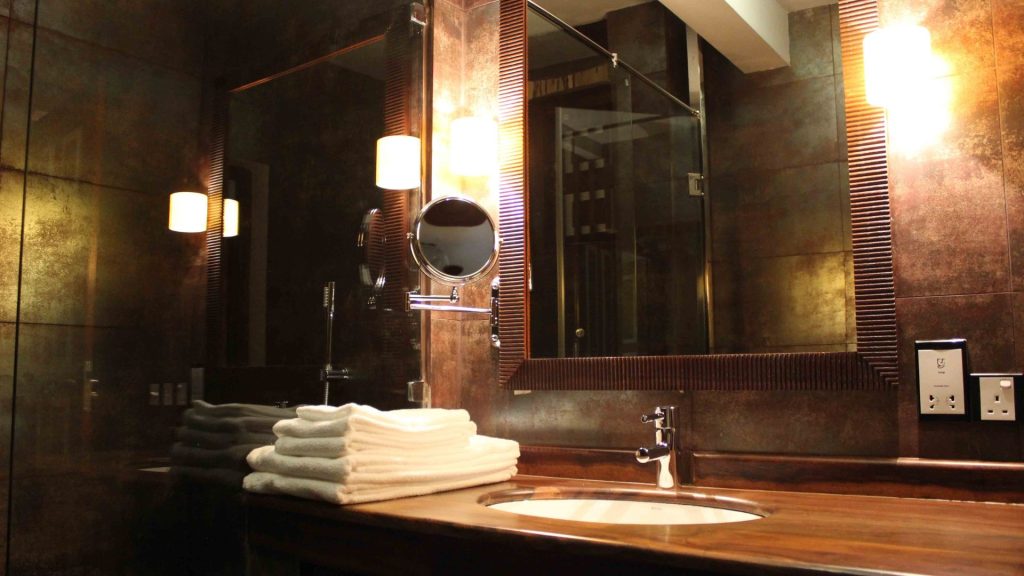 Superior Zimmer im Thaulle Ayurveda Resort mit Balkon und Blick ins Gruene