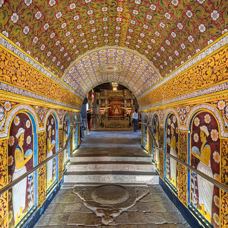 Kandy Tempel des heiligen Zahns - Innenraum