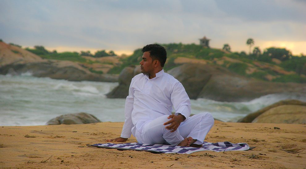 Yoga am Yoda-See im Thaulle Resort